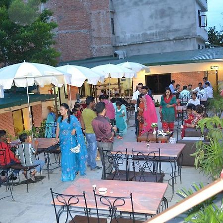 Aryal International Hotel Kathmandu Esterno foto