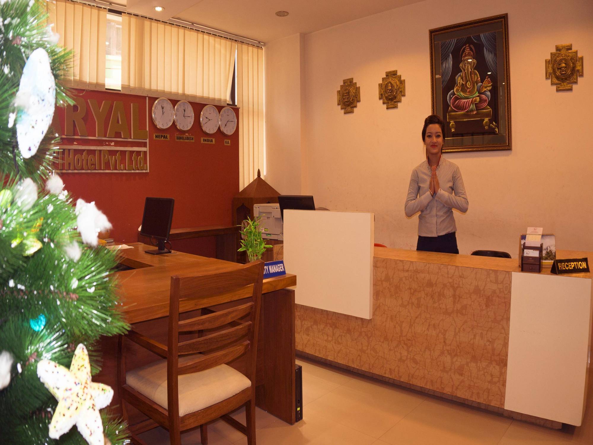 Aryal International Hotel Kathmandu Esterno foto